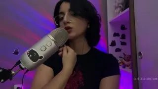 Senadeska ASMR – 🫦 Dilini yalıyorum ve öpüşüyoruz ASMR